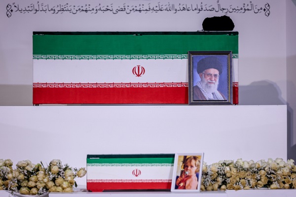 نماز بر پیکر مطهر رهبر شهید ساعت ۸ صبح اقامه می‌شود